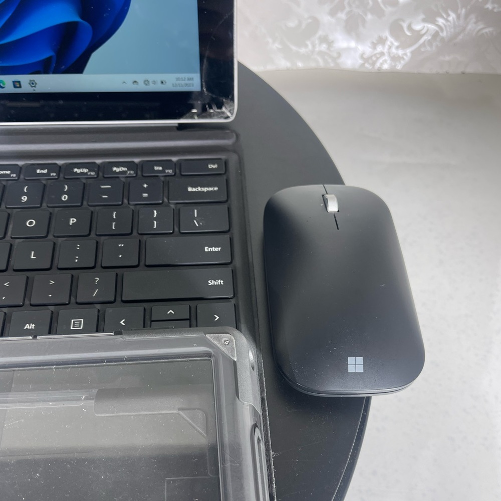 Microsoft Surface Pro 3 Bundle Intel(R) Core(Tm) … - image 7